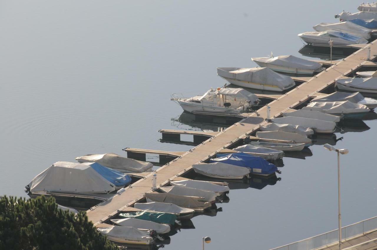 Acquachiara Lägenhet Ponte Tresa Exteriör bild